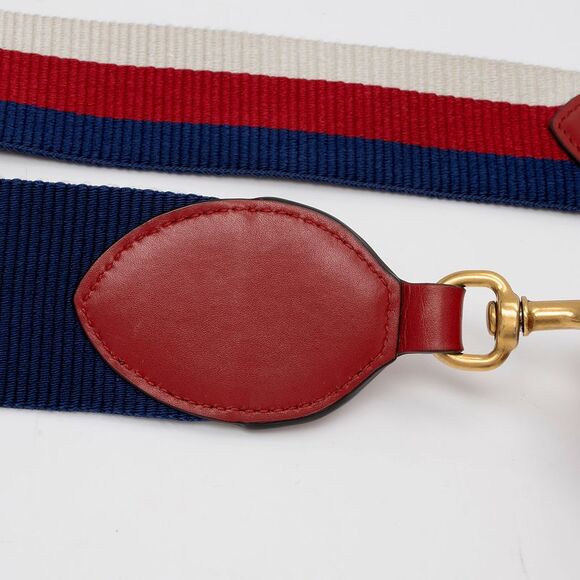 Gucci Matelasse Leather GG Marmont Bucket Bag - Picture 13 of 16